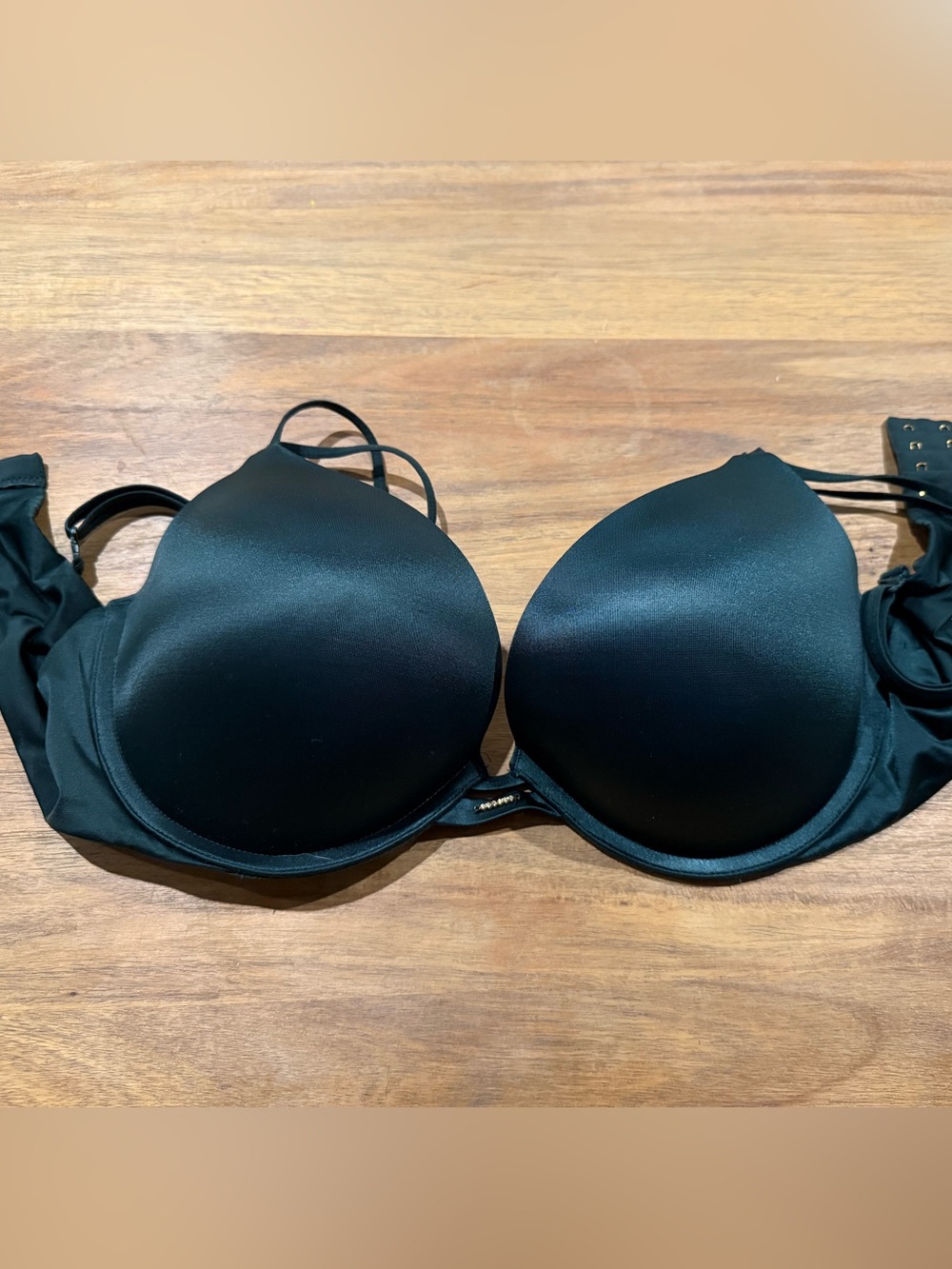 Victoria’s Secret Very Sexy Bra Green - Women Intimates & Sleepwear